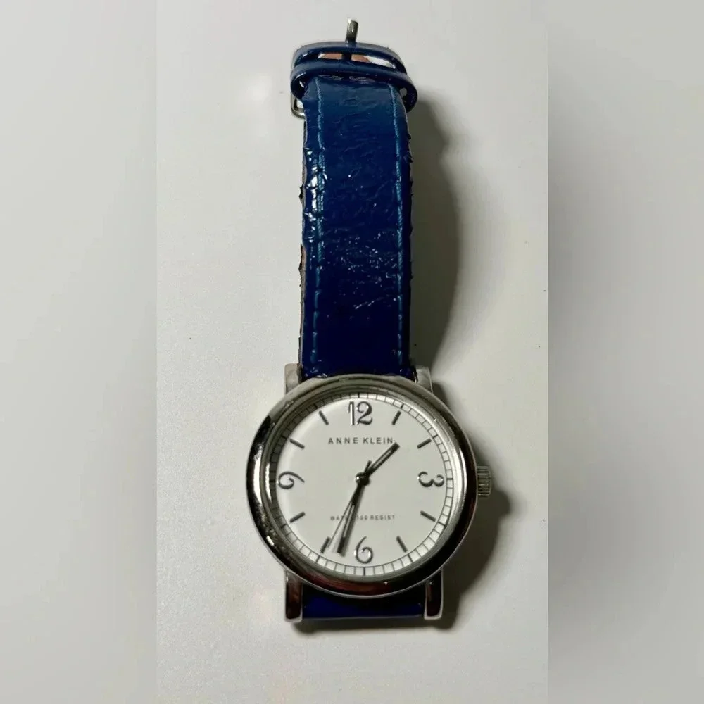 Anne Klein Silver Tone MOP Dial Watch blue needs new battery’s